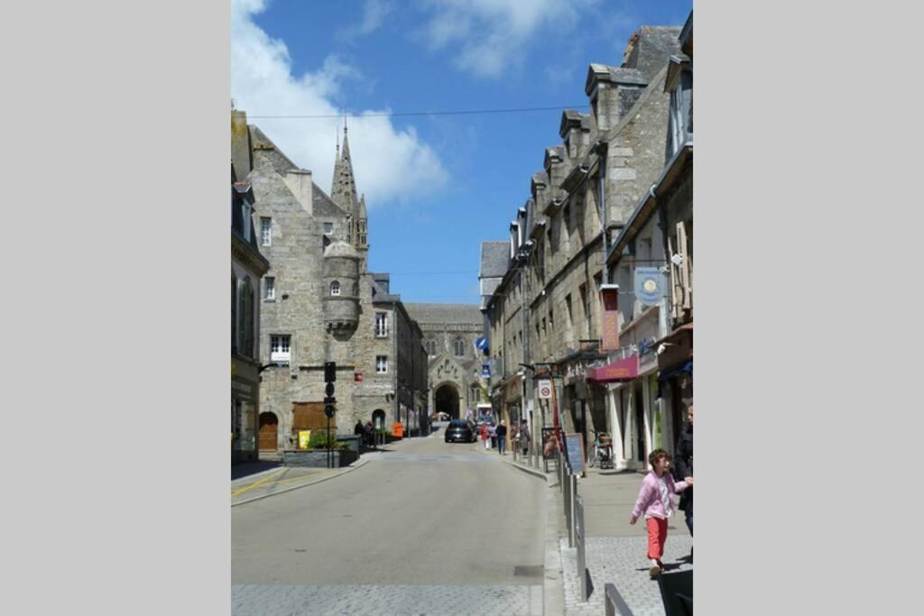 Kermaravel, Le Petit Manoir En Bord De Mer. サン・ポル・ド・レオン エクステリア 写真