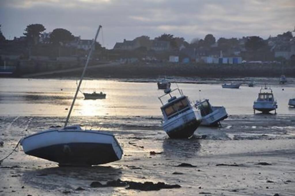 Kermaravel, Le Petit Manoir En Bord De Mer. サン・ポル・ド・レオン エクステリア 写真